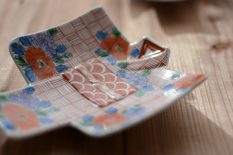 西富陶磁器 さくらんぼ 着物銘々皿 伊万里焼 | 西富陶磁器／有田焼