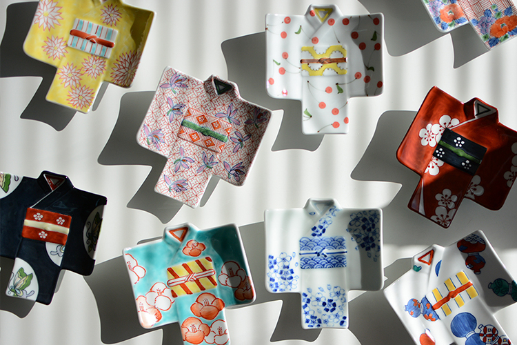 西富陶磁器 さくらんぼ 着物銘々皿 伊万里焼 | 西富陶磁器／有田焼