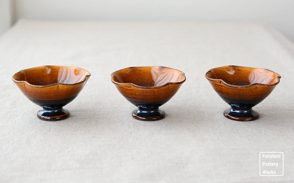 古谷製陶所（古谷浩一） 輪花高台小鉢 4カラー 【信楽焼】 | 古谷製陶